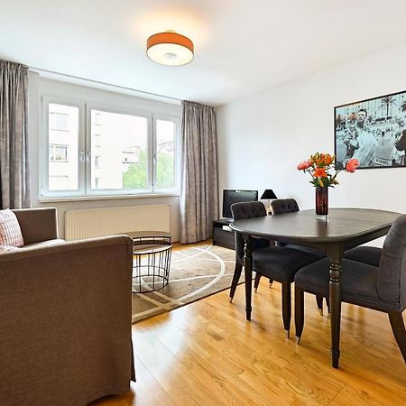 Peaceful Belvedere Apartment In Safe, Quiet & Central Location Вена Экстерьер фото